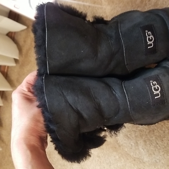 UGG Bailey Button Boots - Picture 10 of 16